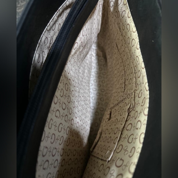 Brand new Guess bag - Picture 6 of 7